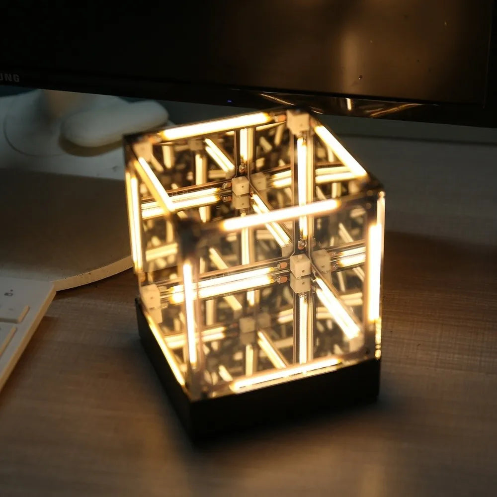 InfinityGlow™ Cube ✨🔮 — Mesmerizing 4D Light Illusion